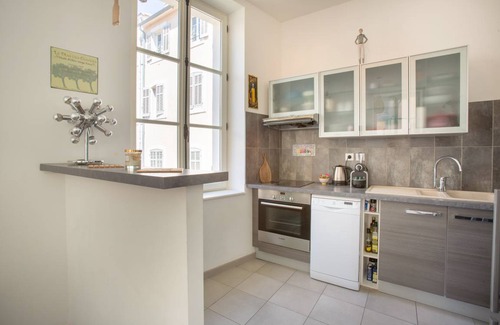 Opera Apartment | 49 m² Apartment ∙ 1 bedroom ∙ 4 guests