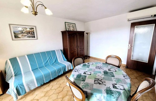 Sanary-sur-Mer Apartment | 50 m² Apartment ∙ 1 bedroom ∙ 4 guests