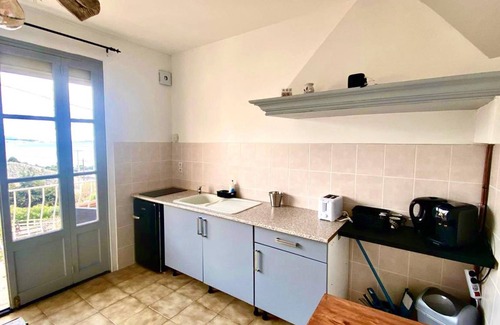 Niolon House | 50 m² House ∙ 1 bedroom ∙ 2 guests