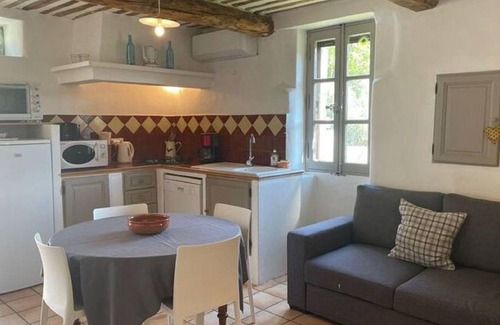 Lacoste House | 55 m² House ∙ 2 bedrooms ∙ 6 guests