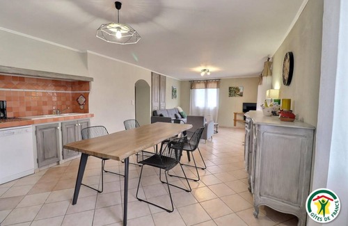 Mirabel-aux-Baronnies House | 60 m² Gîte ∙ 2 bedrooms ∙ 4 guests