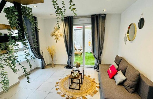 Saint-Louis Apartment | 65 m² Apartment ∙ 2 bedrooms ∙ 8 guests