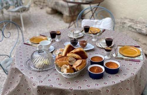 Garons Bed & Breakfast | 70 m² Bed and breakfast ∙ 2 bedrooms ∙ 5 guests