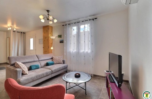 Buis-les-Baronnies House | 70 m² Gîte ∙ 2 bedrooms ∙ 4 guests
