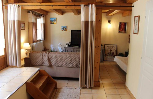 Riez House | 70 m² Gîte ∙ 2 bedrooms ∙ 6 guests
