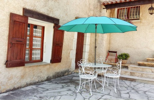 Sisteron Villa | 70 m² Villa ∙ 2 bedrooms ∙ 5 guests