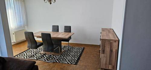 Salon-de-Provence Apartment | 75 m² Apartment ∙ 1 bedroom ∙ 2 guests