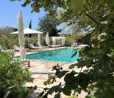 Le Thor Bed & Breakfast | 75 m² Bed and breakfast ∙ 3 guests
