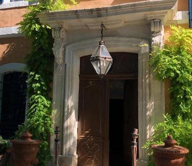 Le Thor Bed & Breakfast | 75 m² Bed and breakfast ∙ 3 guests