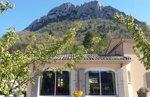 Buis-les-Baronnies House | 75 m² Gîte ∙ 2 bedrooms ∙ 4 guests