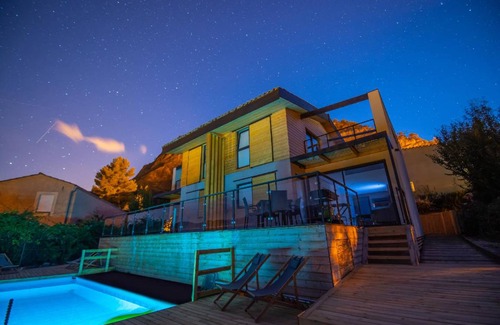 Marcoux House | 75 m² House ∙ 2 bedrooms ∙ 4 guests