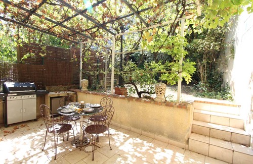 Marcoux House | 75 m² House ∙ 2 bedrooms ∙ 4 guests