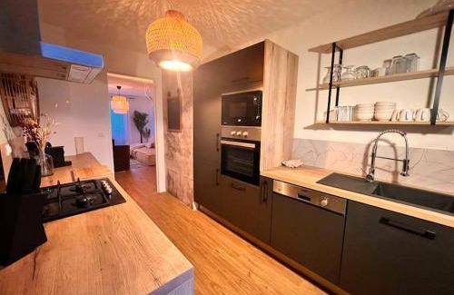 Brignoles Apartment | 85 m² Apartment ∙ 3 bedrooms ∙ 6 guests