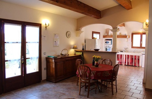 Simiane-la-Rotonde House | 85 m² Gîte ∙ 2 bedrooms ∙ 5 guests