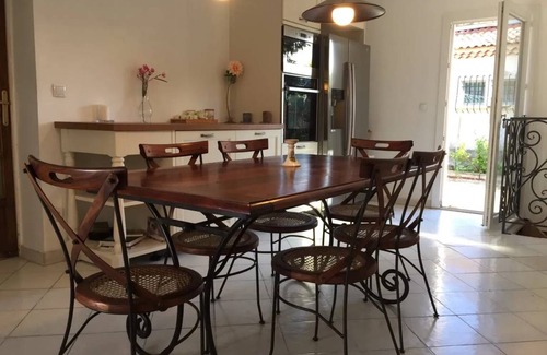 Plan-de-Cuques Apartment | 90 m² Apartment ∙ 1 bedroom ∙ 4 guests