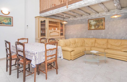 Le Sambuc Apartment | 90 m² Apartment ∙ 3 bedrooms ∙ 6 guests