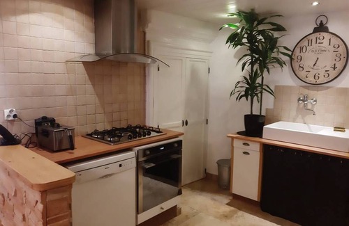 Beaucaire Apartment | 90 m² Apartment ∙ 3 bedrooms ∙ 8 guests