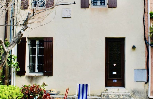 Entrechaux House | 90 m² House ∙ 2 bedrooms ∙ 4 guests