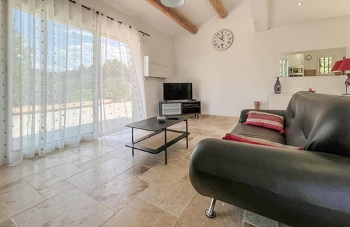 Comps House | 90 m² Maisonette ∙ 3 bedrooms ∙ 6 guests