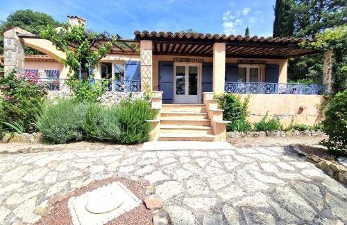 Le Thoronet Villa | 90 m² Villa ∙ 3 bedrooms ∙ 6 guests