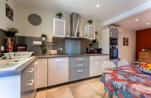 Comps House | 95 m² House ∙ 2 bedrooms ∙ 4 guests