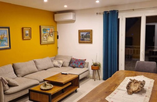 Sanary-sur-Mer Apartment | 96 m² Apartment ∙ 3 bedrooms ∙ 6 guests