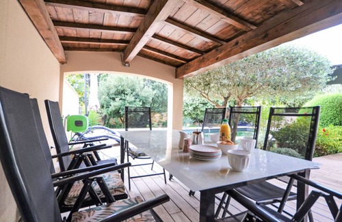 Vers-Pont-du-Gard Other | Accommodation ∙ 4 bedrooms ∙ 8 guests
