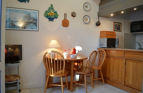 Cavaliere Beach Apartment | Apartment Le Lavandou, 2 bedrooms, 5 persons