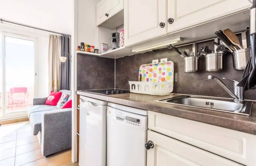 Les Restanques Apartment | Apartments in the Restanques of the Gulf of St Tropez - maeva Home - 2 room apartment for 5 people sea view over the Gulf of Saint Tropez - Prestige - Super Home