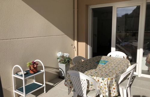 La Londe-les-Maures Apartment | Appartement Pour 2+2 Personnes Avec Terrasse et Piscine