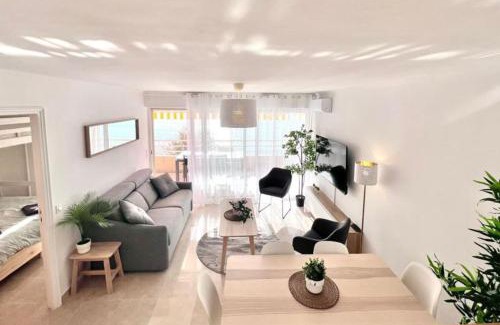 Les Sablettes Apartment | Appartement Luxueux "La Mer" by Résidence La Fontaine