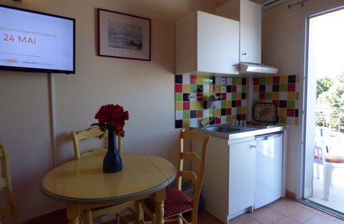 Avignon Apartment | AppartHotel Festival Sud Aqua - Gare TGV