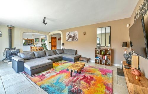 Eyragues House | Beautiful Home In Eyragues