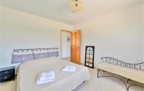 Eyragues House | Beautiful Home In Eyragues