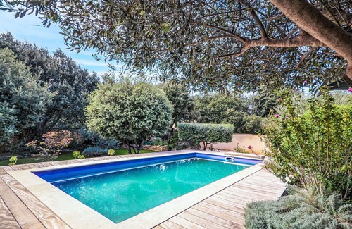 Vers-Pont-du-Gard House | Beautiful private villa for 8 guests with WIFI, private pool, A/C, TV, patio and pets allowed