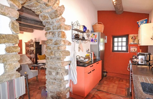 Menerbes House | Beautiful private villa for 6 guests with private pool, WIFI, TV, terrace and panoramic view