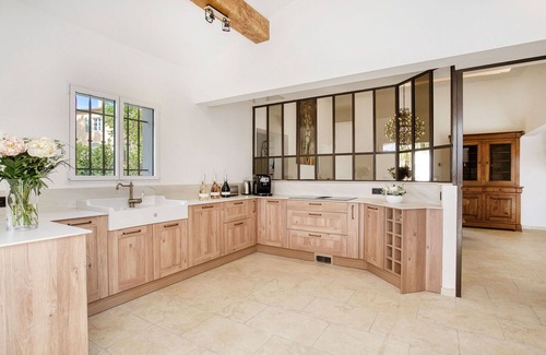 Cogolin Villa | Beautiful private villa with WIFI, private pool, A/C, hot tub, TV, terrace and pets allowed