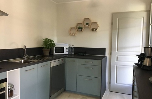Gordes House | Beautiful renovated stone property with heated pool in Gordes