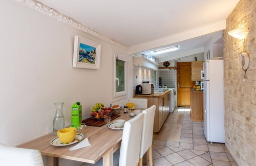 Cuers House | Beautiful villa for 4 guests with WIFI, A/C, private pool and TV