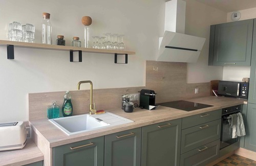 Aramon House | Beautiful village house 15 minutes from Avignon and Pont du Gard