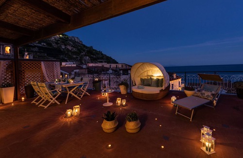 Minori Apartment | Boutique Penthouse, Sea View, Close to Beach by AMALFIVACATION.IT