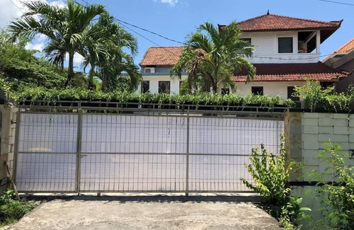 Batu Bolong Villa | canggu twin serenity