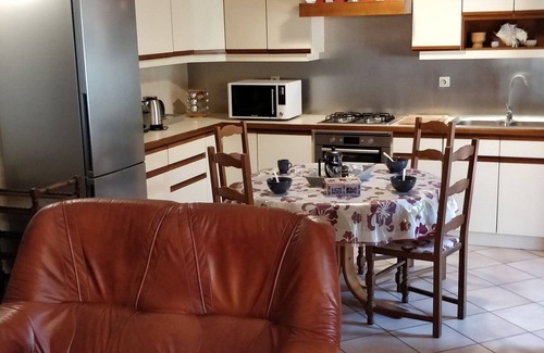 Villes-sur-Auzon House | Charming 120m² gites at the foot of Ventoux