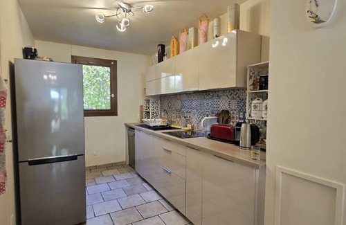Aix-en-Provence House | Charming 3-bedroom house with WiFi, AC in amazing Aix-en-Provence