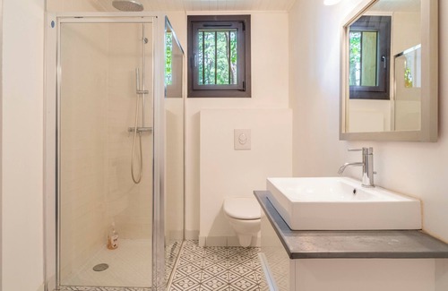 Noves Other | Charming 3 BR Farmhouse on Idyllic Estate: AC, WiFi, near St Remy de Provence