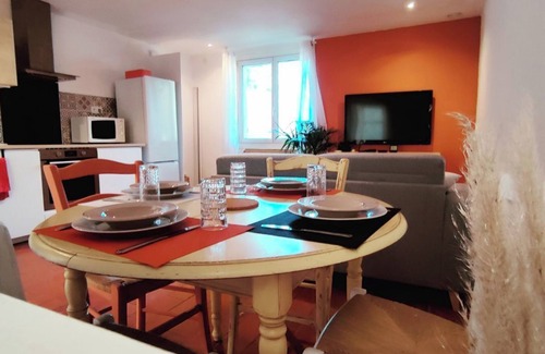 Istres House | Charming house classified 3 stars/3 ears "Gîtes de France" surrounded by naturen