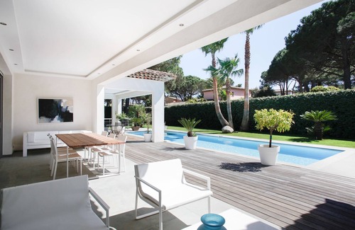 Les Restanques Villa | Contemporary Villa Grimaud