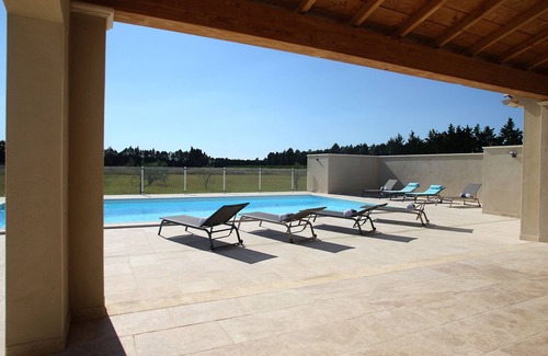 Cabannes Apartment | Cottage between Alpilles and Luberon in Saint-Andiol