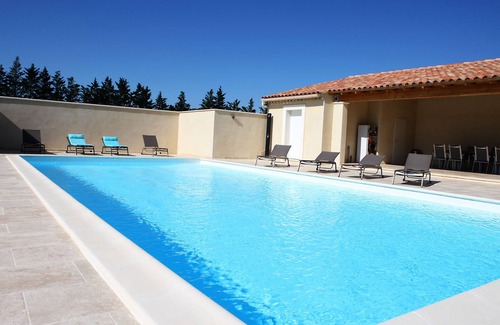 Cabannes Apartment | Cottage between Alpilles and Luberon in Saint-Andiol