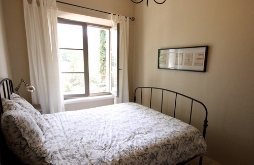 Oppede House | Country Home- Total Reno. Near Gordes. Pool & Olive Grove